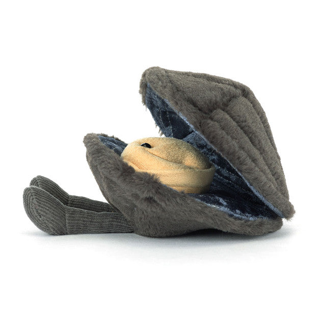 Amuseable Michelle Mussel