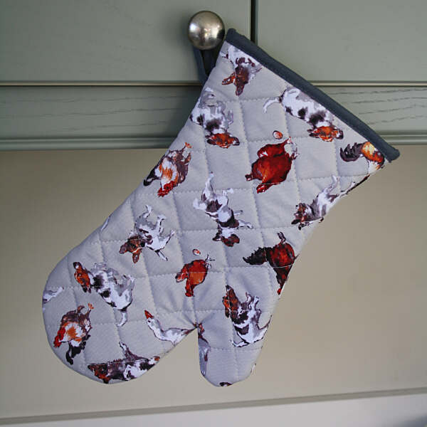 Farmyard Frolics Oven Mitt