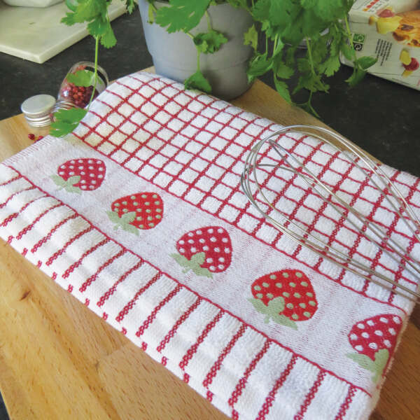 Poli Dri Tea Towel Strawberry