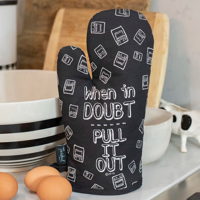 Pull It Out Oven Mitt