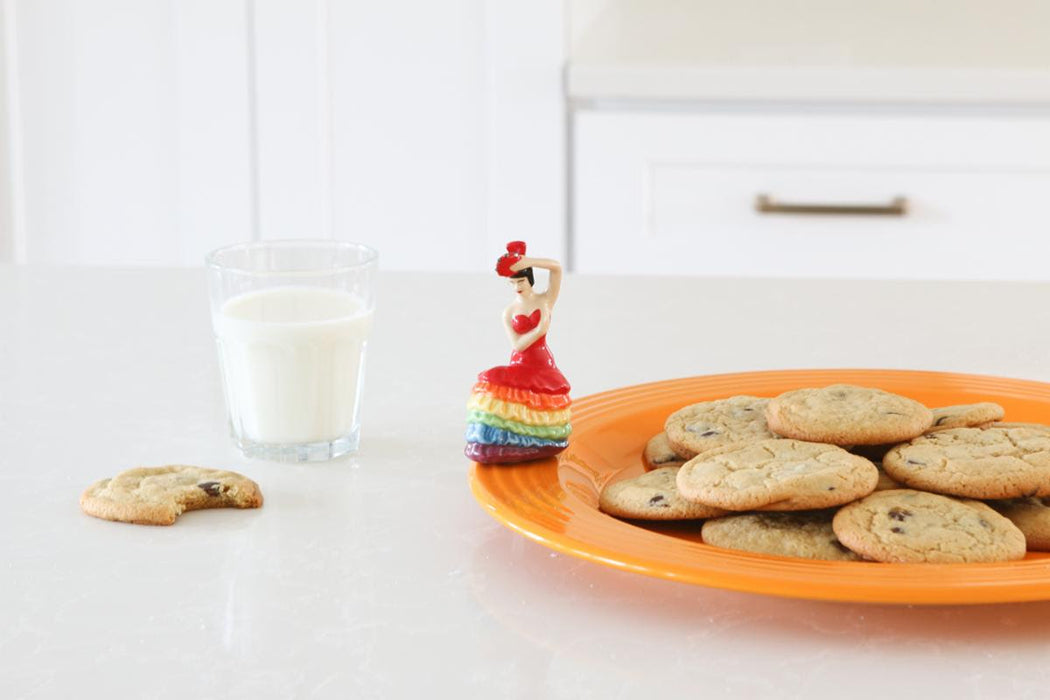 FIESTA01 Round Platter with Dancing Lady Mini