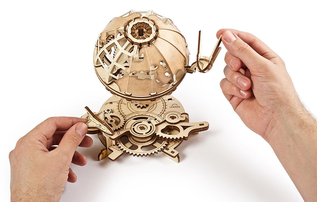 UGears Globus